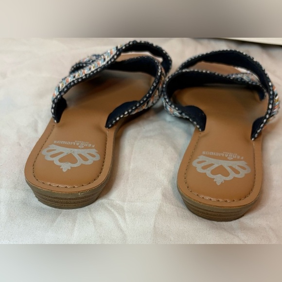 Fergalicious 'Starlit' Navy Beaded Fabric
Casual Slide Sandals Size 7M - Picture 4 of 6